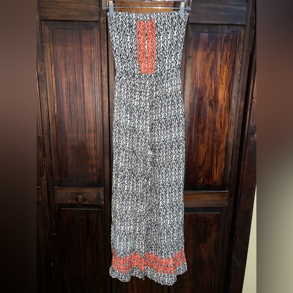 THML Black and White‎ Maxi Dress with Orange Accents